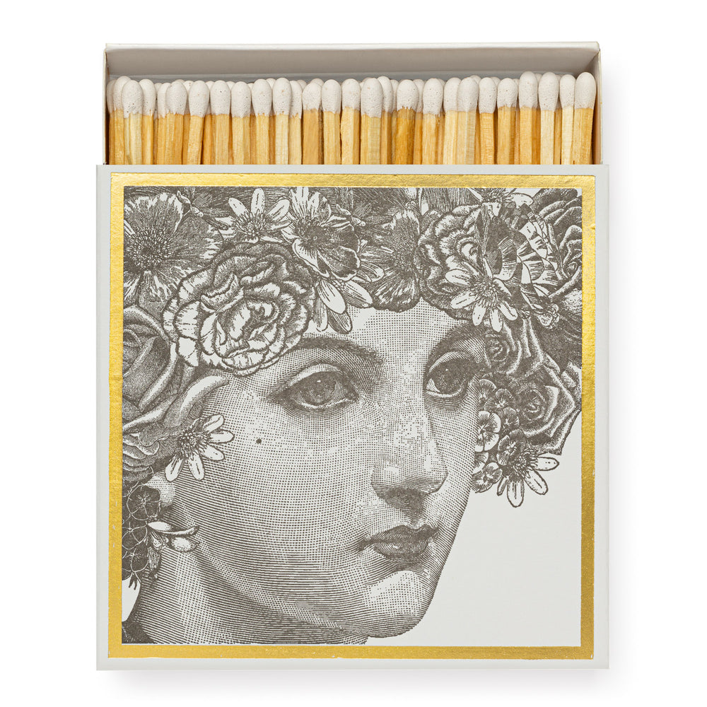 Fyrstikker Archivist Gallery Lady