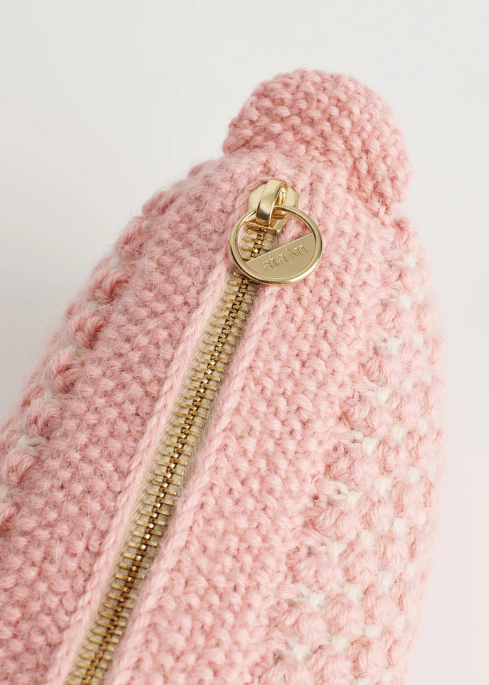
                      
                        Helen Classic Clutch Mix Pink/Albicant Aiayu
                      
                    