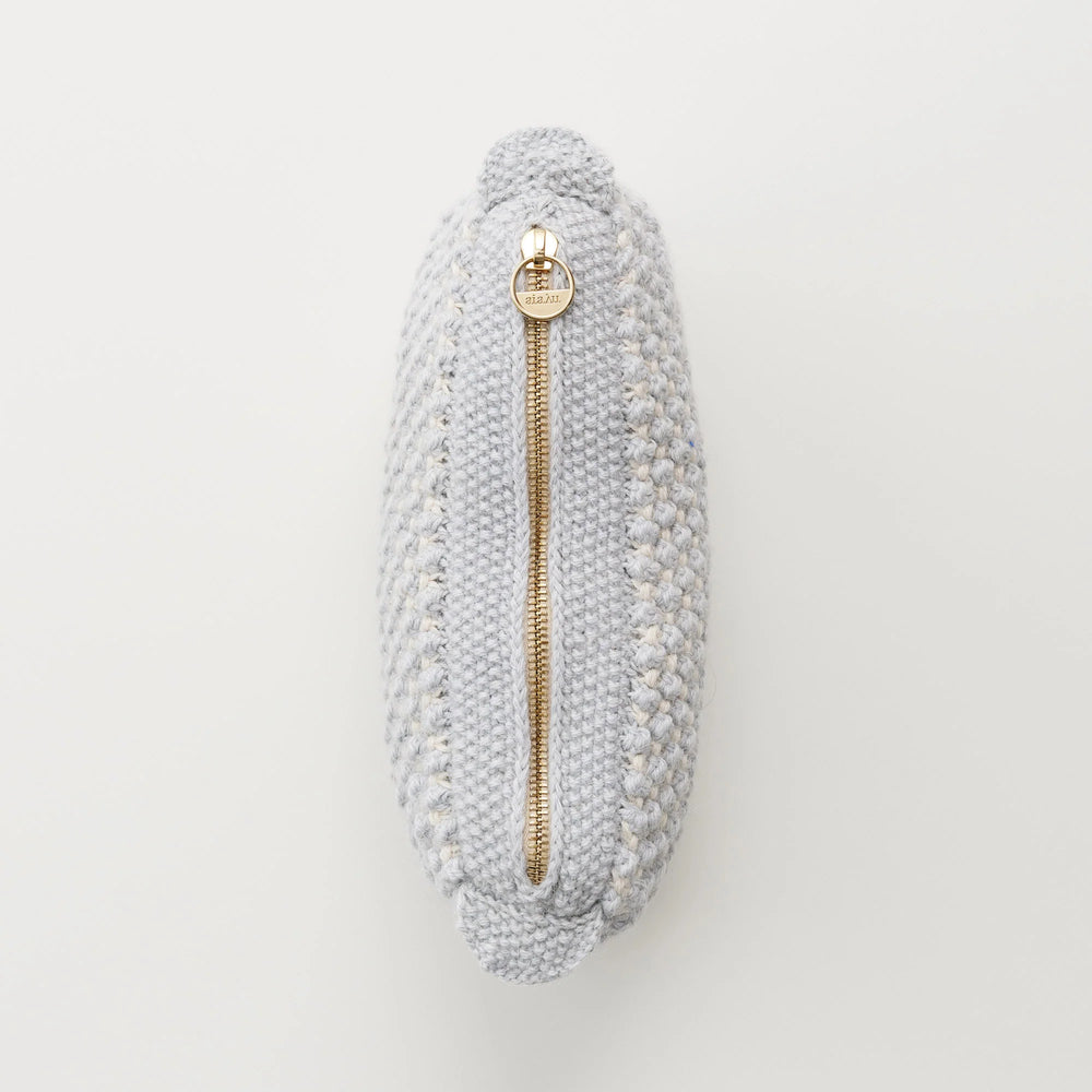 
                      
                        Helen Classic Clutch Mix Water Aiayu
                      
                    