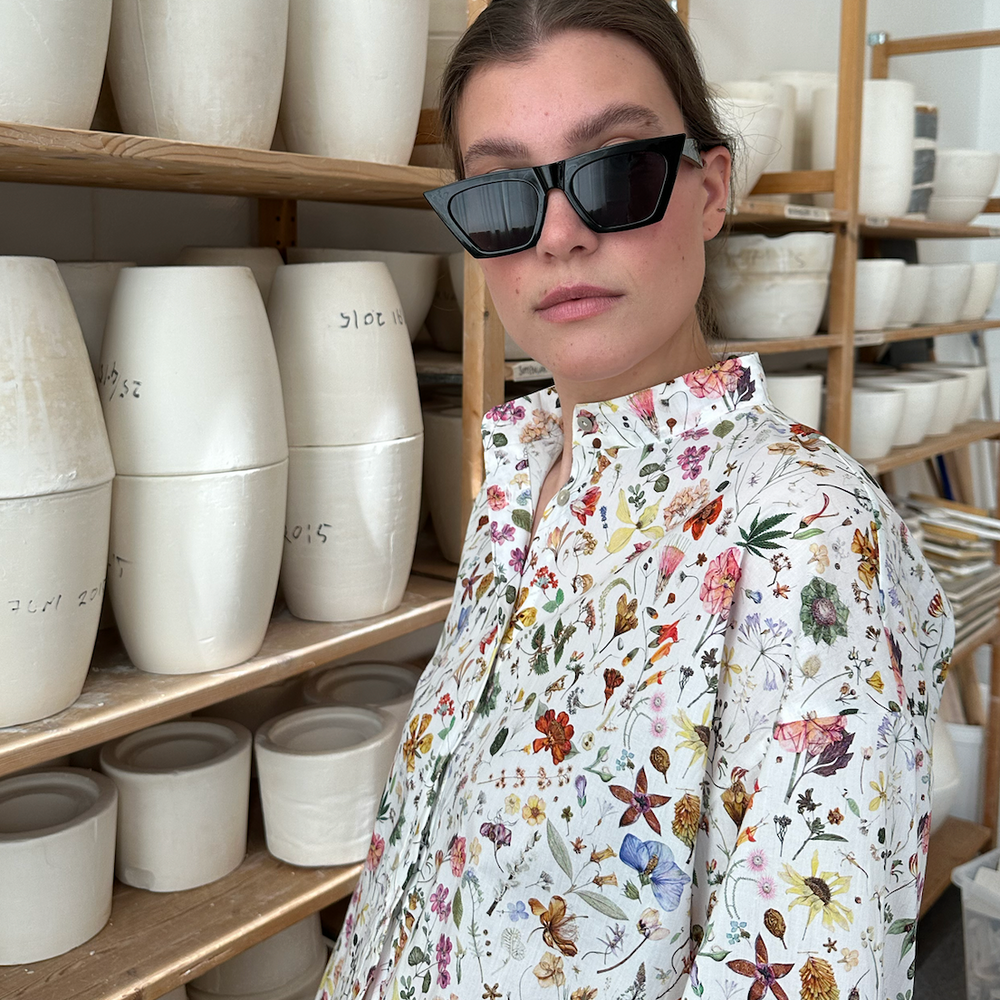 Bluse Vid Liberty Hvit m/Sommerblomster